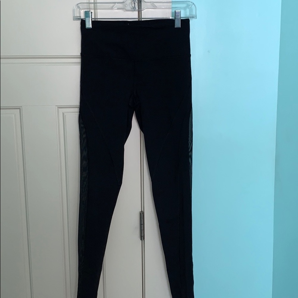 Victoria’s Secret leggings